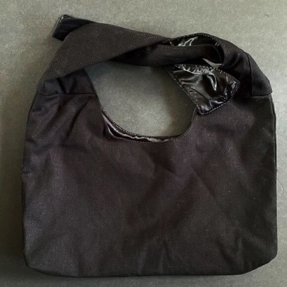 NWOT Pley Beauty by Peyton List Cobra Kai Karate Gi Inspired Clutch Makeup Bag - Picture 4 of 5